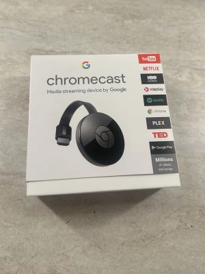 Chrome Cast - Helt ny Chrome Cast. Bara koppla in i tvn och styr från din mobil telefon!!