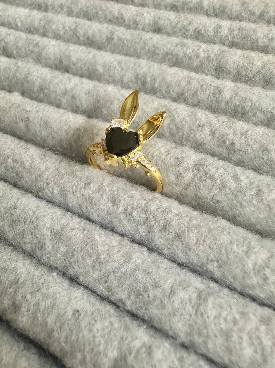 Bunny ring  - 1