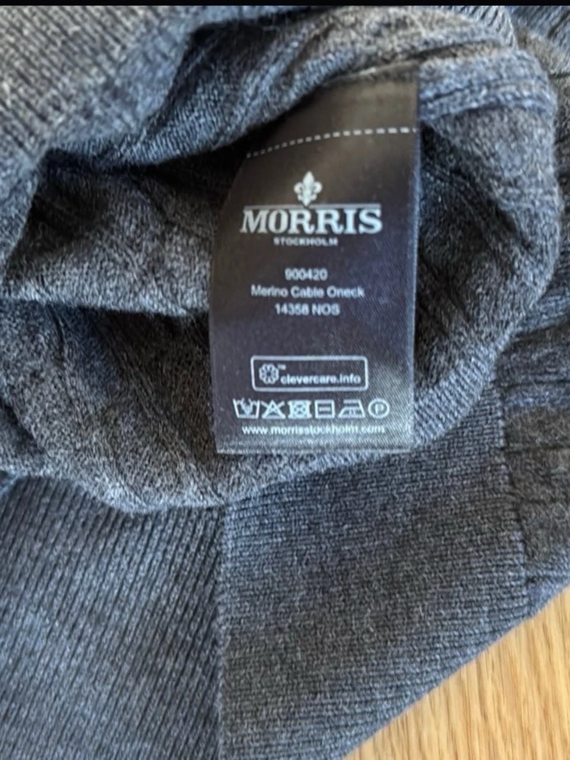 Blå kabelstickad tröja från Morris - 3