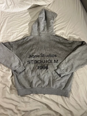 Helt ny Acne Studios hoodie  - Helt ny Acne studios Hoodie, skriv för mer info. True to size.  