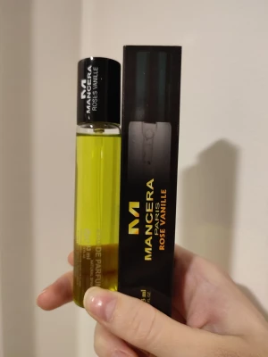 Mancera Roses Vanille - Mancera Roses Vanille Perfume. 33ml bottle. New! Great winter/fall fragrance.