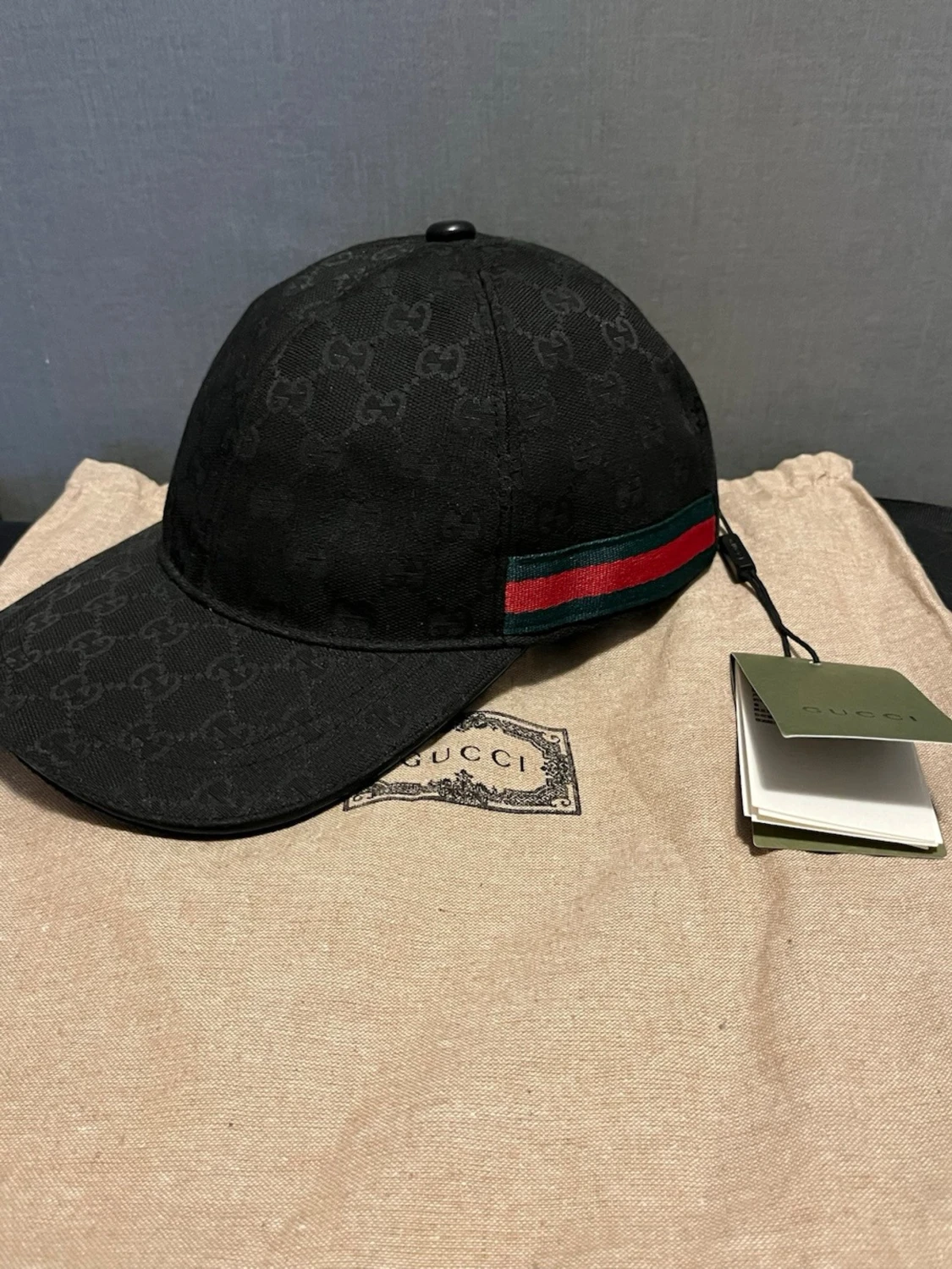 Svart keps från Gucci - 1