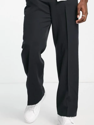 Svarta Finbyxor med vida ben  - Jättefina svarta kostymbyxor som tyvärr inte kommer till användning 