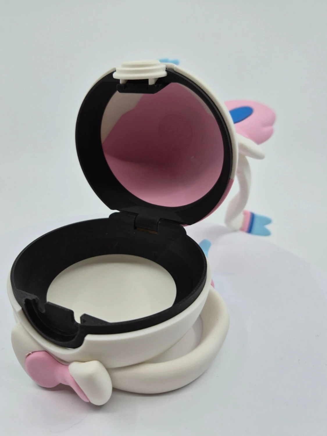 Pokémon pokeball Sylveon - 1
