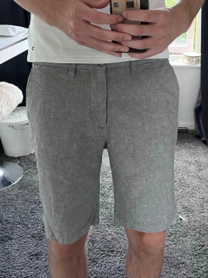 Linneshorts från Dressmann - Riktigt snygga shorts från Dressmann i linneblandning | Storlek M | Mycket bra skick✅|