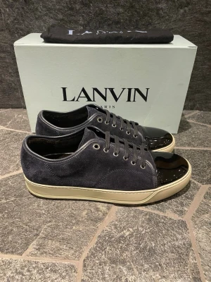 Lanvin skor  - Hej, säljer nu dessa svin snygga lanvin skor! Begränsat antal boxar och dustbag. Hör av dig vid frågor. 