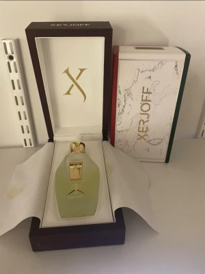 Xerjoff Renaissance Edp - Xerjoff parfym, mänged enligt bild. Det finns en fläck i lådan