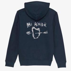 Bara några veckor gammal hoodie från Mira Paris, nästan alldrig använd. Säljer pga fel storlek. Köpt på zarlando. Vid intresse skriv för fler bilder, inget fast pris!😜 💘💘