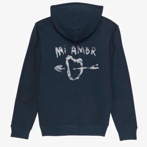 MI AMOR hoodie - Bara några veckor gammal hoodie från Mira Paris, nästan alldrig använd. Säljer pga fel storlek. Köpt på zarlando. Vid intresse skriv för fler bilder, inget fast pris!😜 💘💘