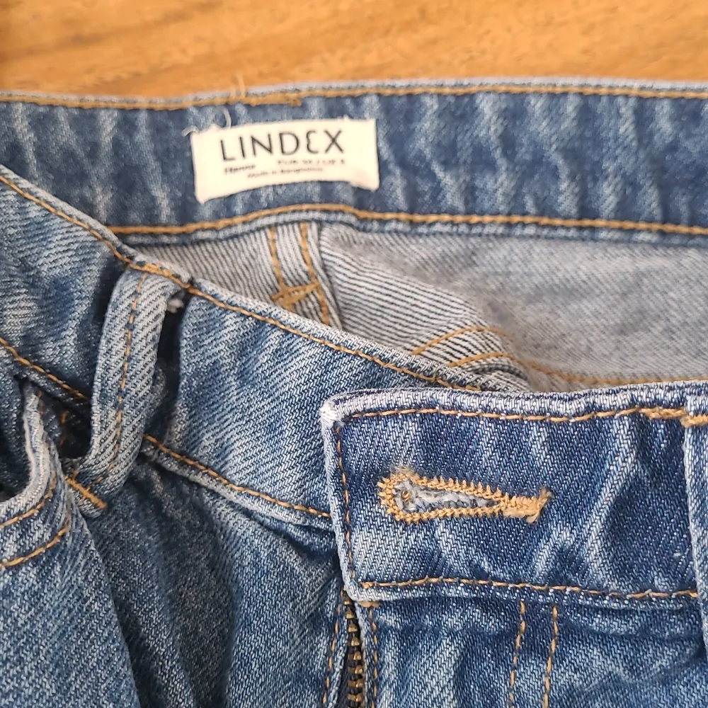 Jeans från lindex, fint skick . Jeans & Byxor.