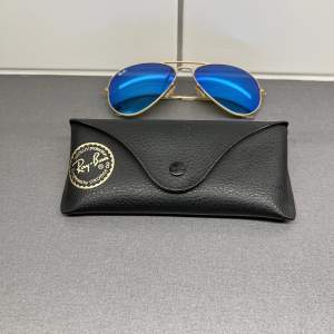 Rayban solglasögon, i fint skick!  Självklart äkta