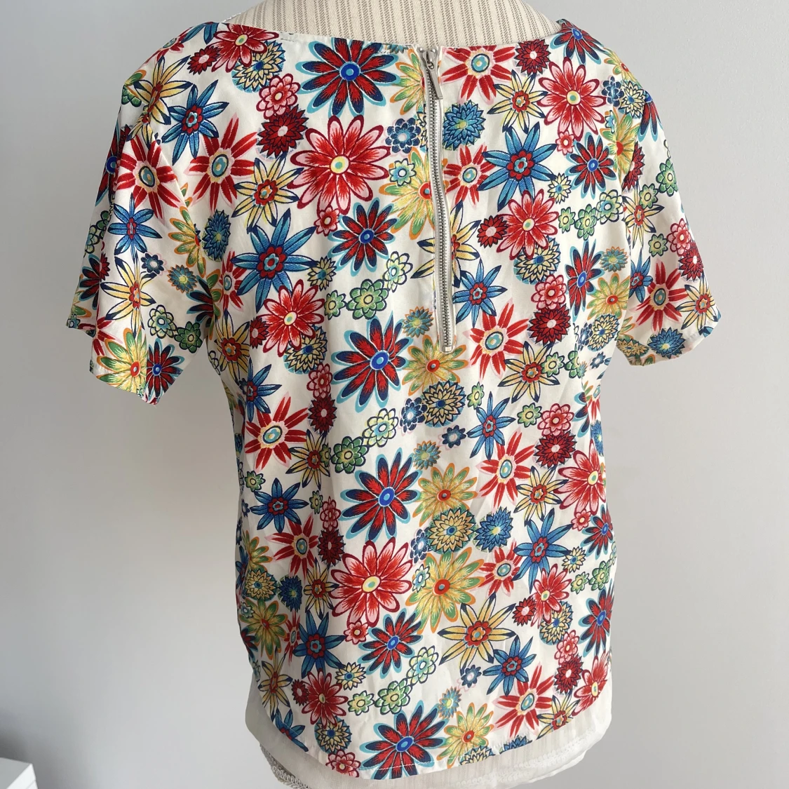 Blus QED London , st 38 - 90