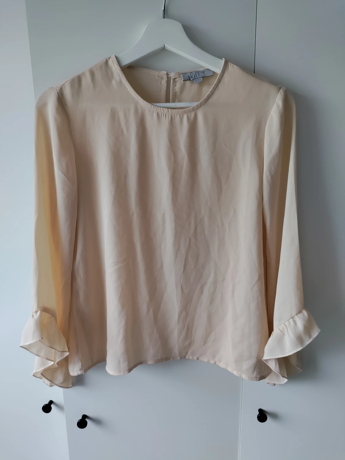 Beige blus