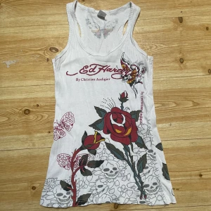 Ed hardy linne💐 - Edhardy linne med strass🤩köparen står för frakt