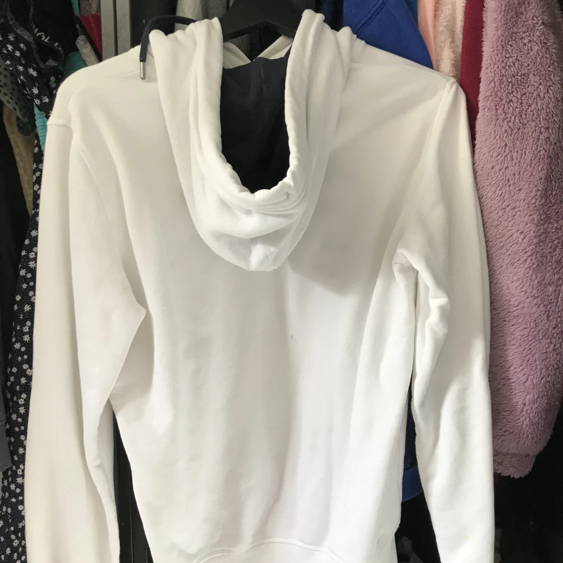 Vit GANT hoodie  - 91