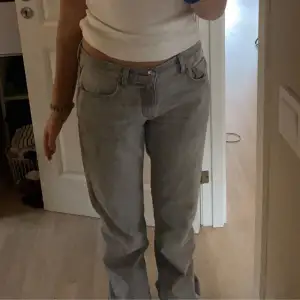 Lågmidjade jeans från Gina trico, storlek 36💖 köpta för 499 och aldrig använda