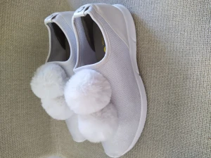 Helt nya Circus Dam sneakers 42  - Helt nya Circus Dam sneakers 42 