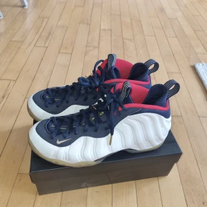 Nike Air Foamposite 1 Olympic  - Smått använda, i övrigt bra skick