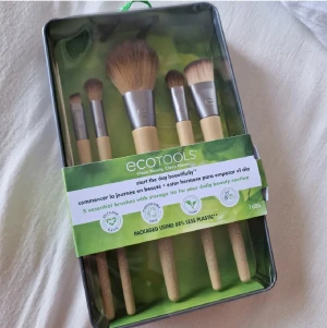 Sminkborstar - Oanvända och oöppnad förpackning