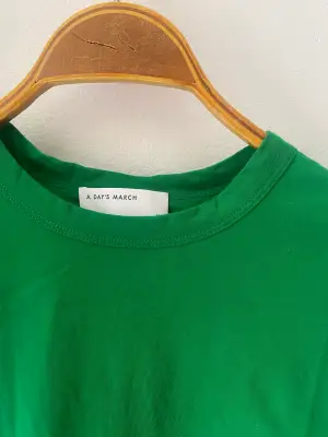 Grön t shirt, oanvänd. 