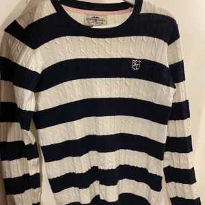 Tröja - Från Kappahl i storlek 158/164 (S). Pris går att diskuteras🙌