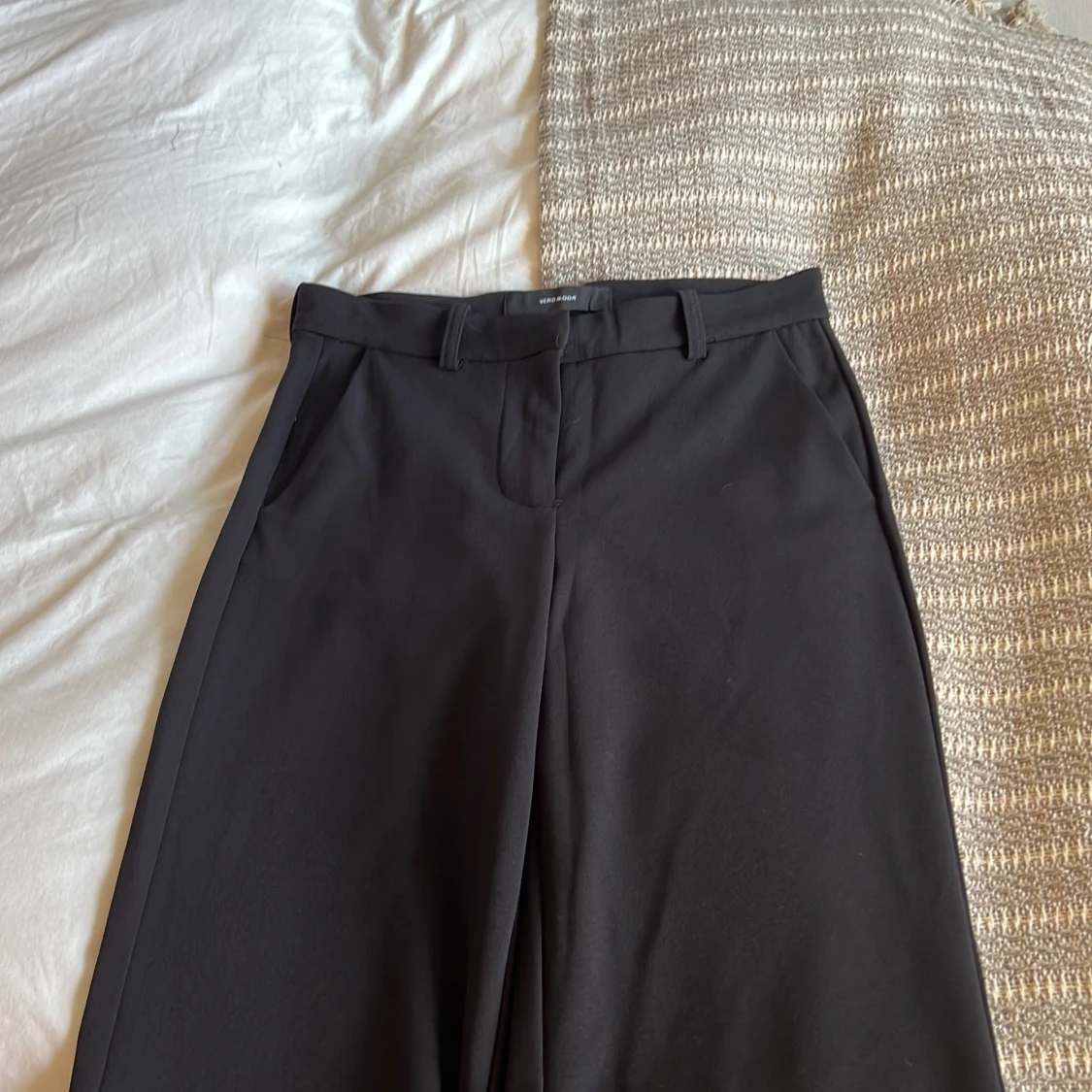 Snygga kostymbyxor  - 90