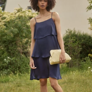 Volangklänning - Superfin volangklänning!