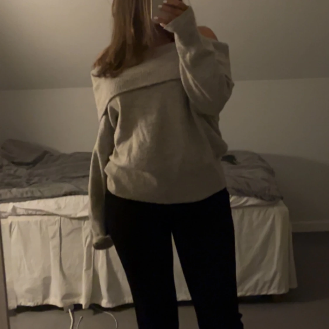 Off shoulder tröja - 90