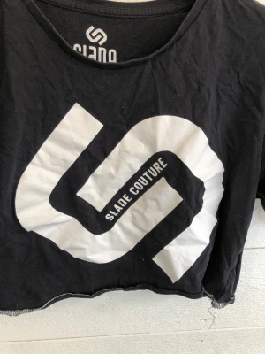 Topp - Avklippt topp 