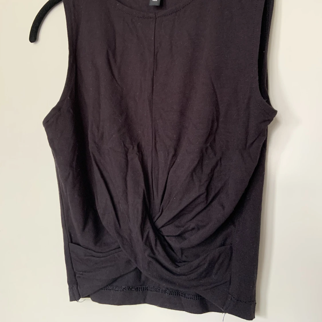 H&M divided crop top  - 90