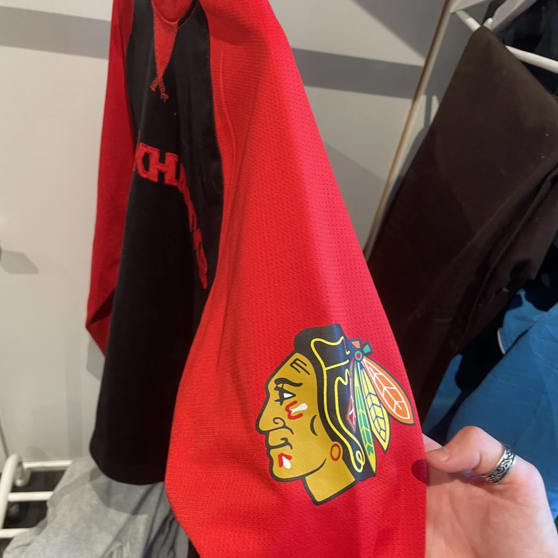 Retro Chicago blackhawks sweatshirt - 91