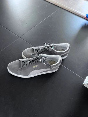 Puma skor - Strl 42