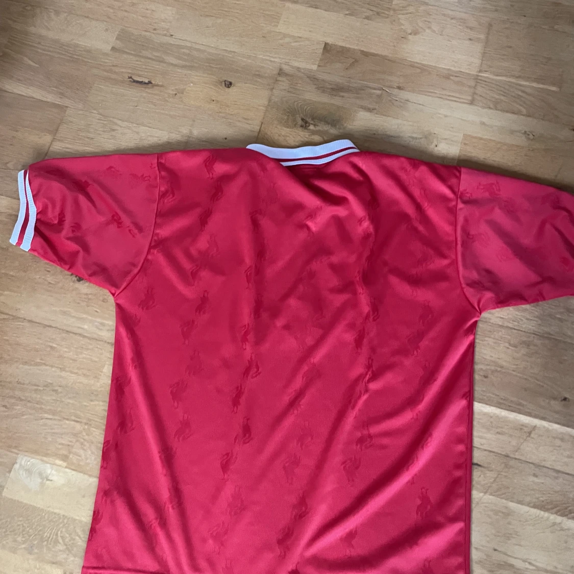 Liverpool fotbollströja  - 90