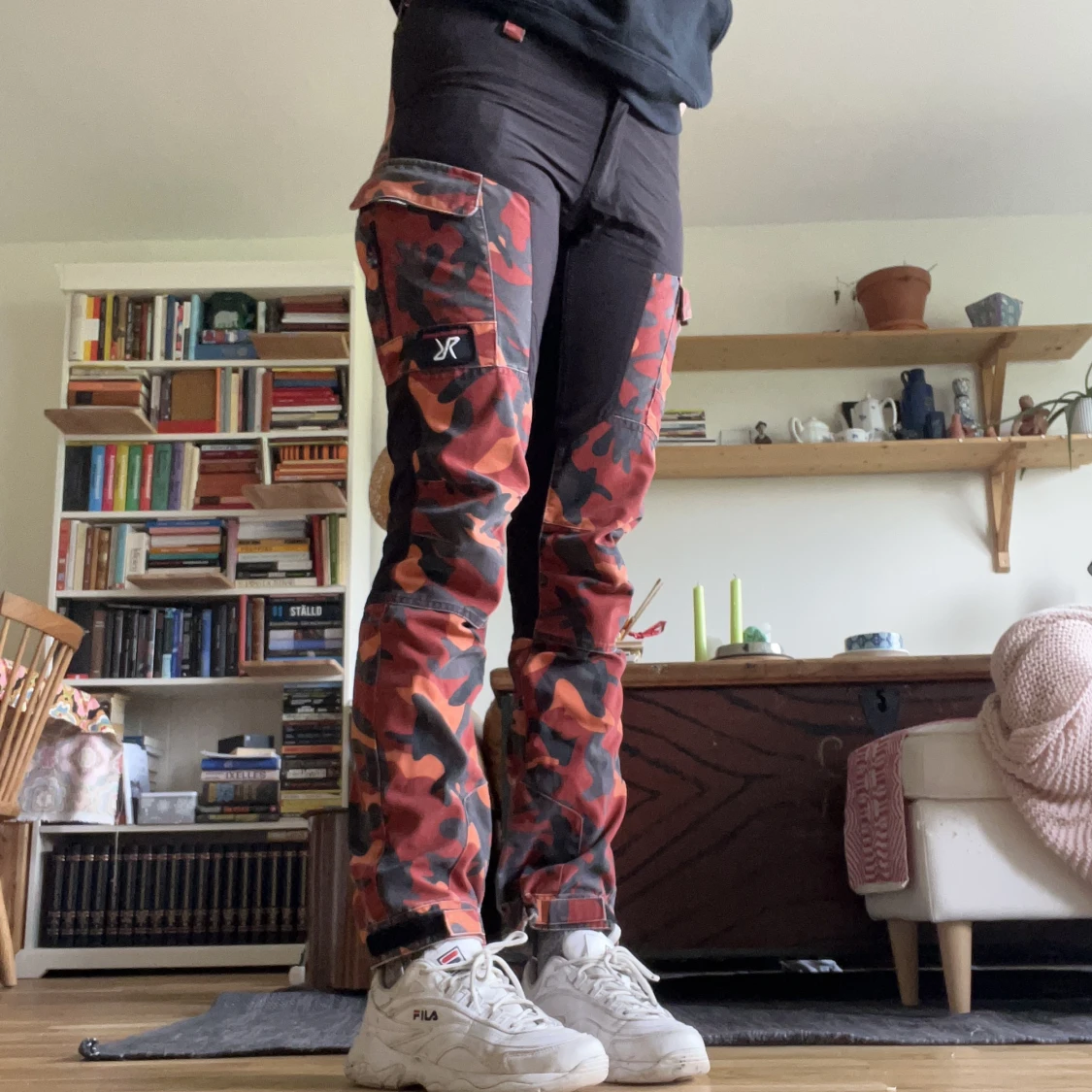 Röda militärbyxor - 90