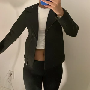 Jacka - Liten i storlek 