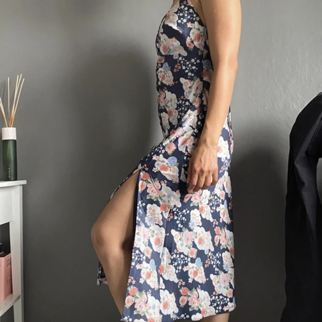 Klänning i satin - 90