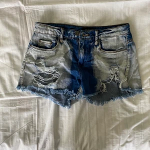 Shorts - Coola tiedye shorts. Frakt ingår inte