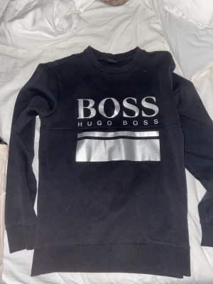 Hugo boss tröja - Hugo boss tröja storlek m passar s
