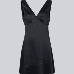 Superfin klänning från Bikbok, använd en gång! 😍