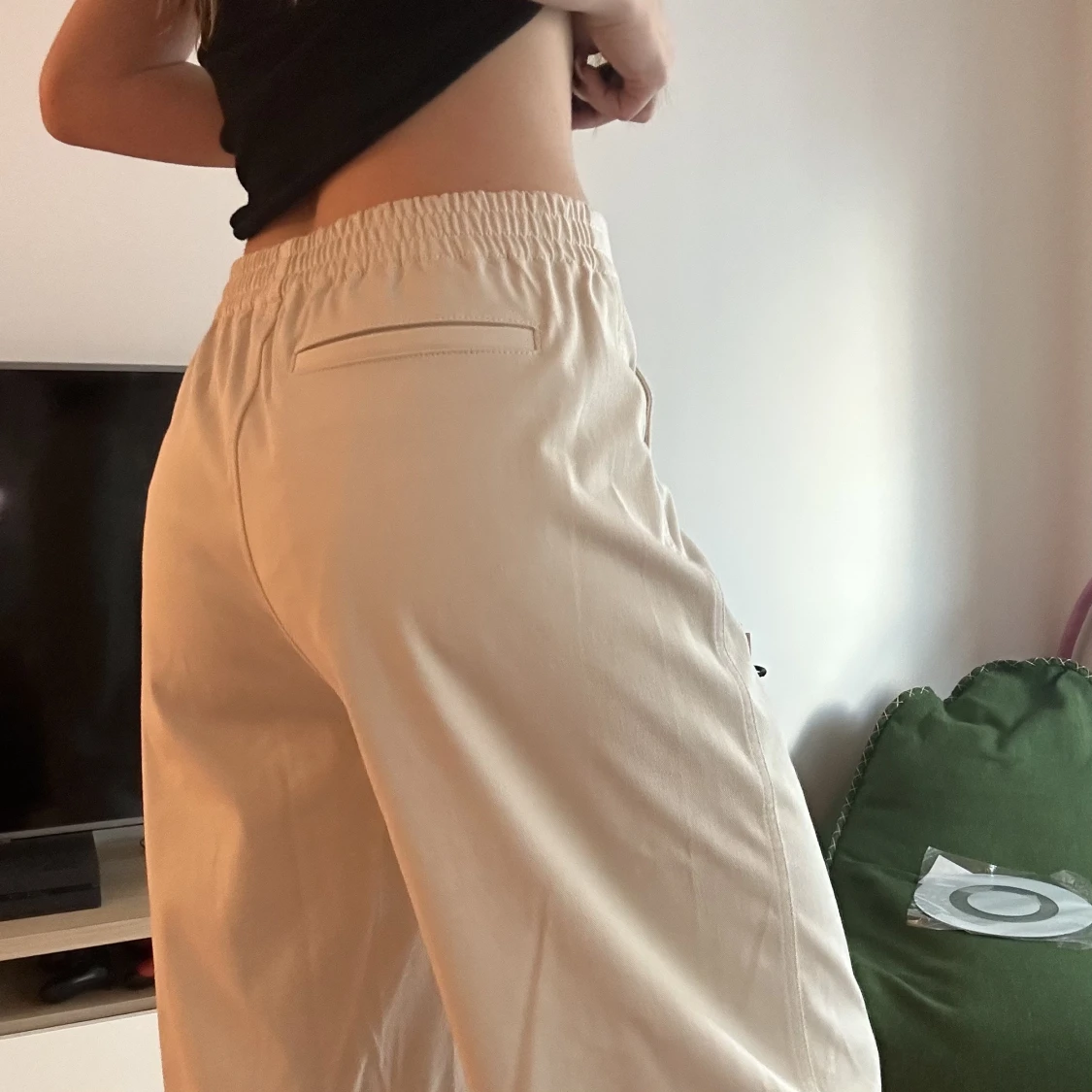 uniqlo high rise chinos - 90