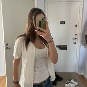 Söt kofta - Jättesöt kofta från mango, har bara använt en gång💞