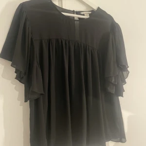 Blus,köpt på sellpy - Supersuperfin blus men kommer aldrig till användning:( skriv för bilder på!