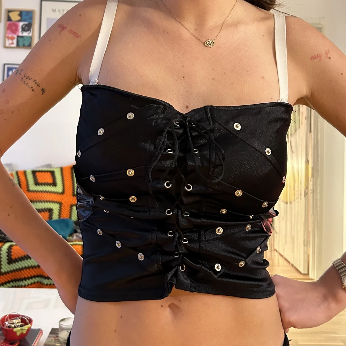 strapless top with ruche string