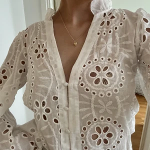 Blus - Blus från shein i xs, aldrig blivit använd💕