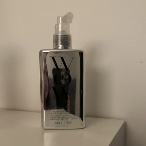 Color wow dream coat  - Color wow dream coat  Helt ny köpte för 389kr säljer för 199kr Endast testad🥰