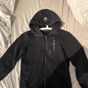 Sailracing hoodie  - Bra skick, haft ett tag men knappt använd 