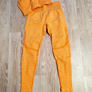 ICIW - Fint set från ICIW i storlek xs. Användt 2 gånger då det inte föll dottern i smaken.