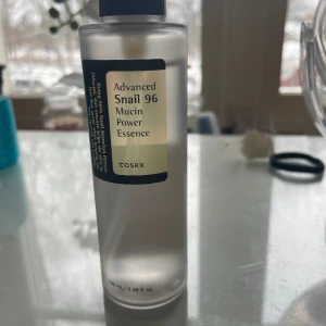 Snigelsläm - Oandvänd singelsläm säljer denna få jag beställde och råkade köpa två. Jätte Nice under sminket och på kvällen