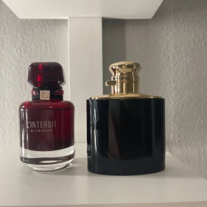 Parfymer  - Säljer både Givechy Linterdiet och Ralph Lauren intes❤️ Båda är i 50 ml och knappt använda! Ny pris på Givechy 1250kr Ralph Lauren 900 så lägg gärna ett bud! Mer parfymer kommer!