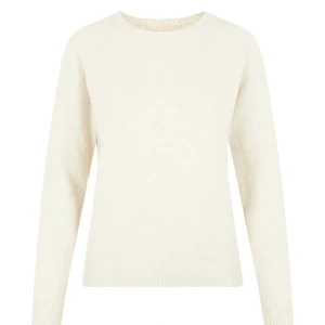 Stickad tröja från Vero Moda🤍 - Super fin stickad tröja från Vero Moda som inte kommer till så mycket använing längre.🙌🏼✨